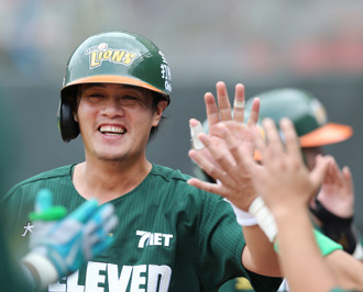 中职》前球星郭岱琦遭爆劈腿、欠债、弃养子女 怒发千字文反击