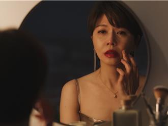 渣富商爽帶小四飛上海　拋棄小三25年還冷回：需要妳在台照顧媽