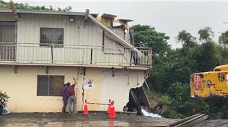 南化豪雨破纪录！民宅地基掏空滑落边坡 灾民嘆：难过的父亲节