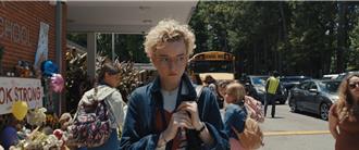 茱莉亚加纳《凶器》2种人格熟练切换 导演惊艷「完美人选」