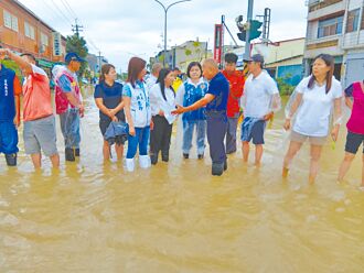 雲林 斗南300戶淹水 竹管厝倒塌傷人