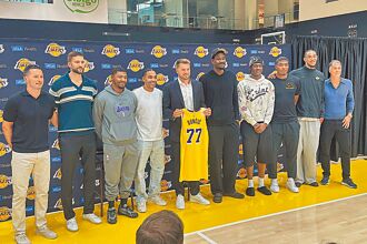 NBA》3年1.65億美元 東契奇跟湖人續約