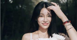 直擊》采子爆分手？生日唱K狂歡　不見高富帥男友身影