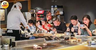 外食外送多「釀7成食物中毒」 餐飲缺工、訓練不足逐漸失控