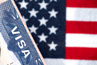 赴美新規！部分旅客入境恐先繳45萬保證金