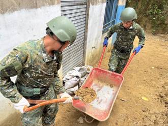 豪雨肆虐南台灣 第四作戰區持續支援災後各項復原任務