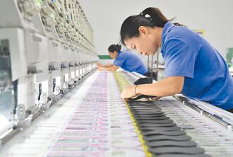 陸GDP增速預測 滙豐調升至4.9％