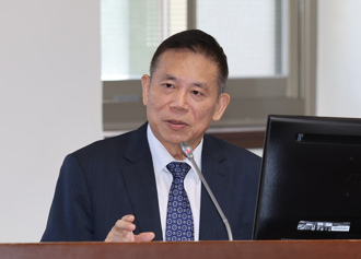 台廠能免100％半導體關稅？國發會主委劉鏡清曝3模式