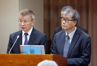 台师大校长坦承未照顾好学生 郑英耀认制度漏洞：缺实质抽查