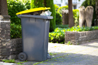 運將便當盒丟垃圾桶 面臨6000元罰單 聽到理由氣炸