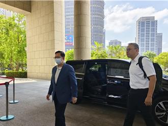 鄭文燦開庭檢辯唇槍舌戰 審判長：大家不要吵架