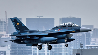 快訊》日本自衛隊F2戰鬥機墜海  飛行員安全逃生