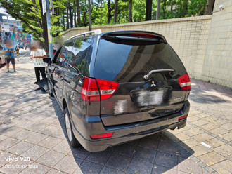 又是高齡駕駛！北投7旬翁「碰碰車式」連撞3車　猛撞燈桿才停下