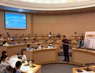 「兒童理財營」熱爆！萌娃變身反詐小尖兵 家長狂讚：比補習有用