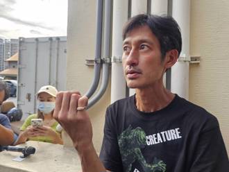 唐治平喪母後現蹤南港街頭！大太陽下「快速甩頭」嚇壞路人