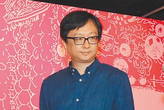 文化圈酸 看风向的人 哪有资源往哪靠