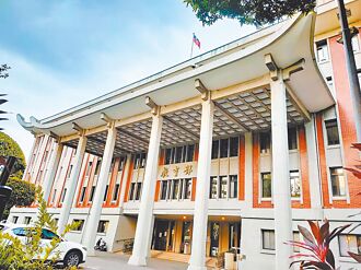 「中國威脅識讀教材」的台獨陷阱