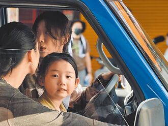 《左撇子女孩》攻多倫多影展 金獎導演盼來台嗑臭豆腐