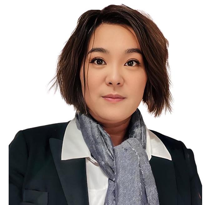 国民党立委陈玉珍痛批，八炯公开播放、事后又公开卸责，毫无公信力，罢免团体还奉其为精神领袖，更显得罢免行为毫无正当性。(摘自陈玉珍脸书)