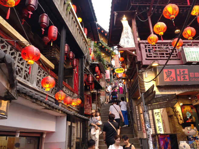  一名男子在訂房網站預定九份民宿，無預警遭取消。（示意圖，shutterstock／達志）