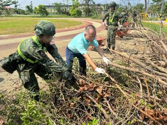 第5作戰區無畏酷暑 持續救災