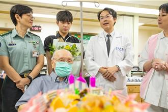 長者跌倒骨折別輕忽！三總聯手搶救百歲老兵 平安過父親節