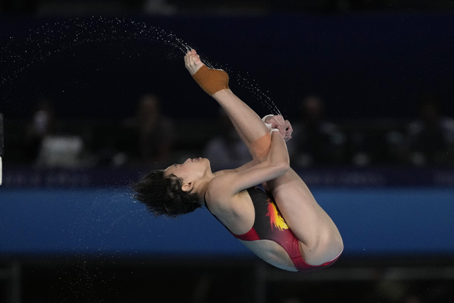 全红婵「水花消失术」在巴黎奥运展露头角。（图／美联社）