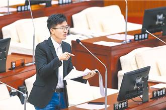 关税税率迭加 侯汉廷怒批民进党「偷偷摸摸」