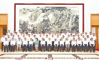 北戴河暑休專家 最年輕33歲