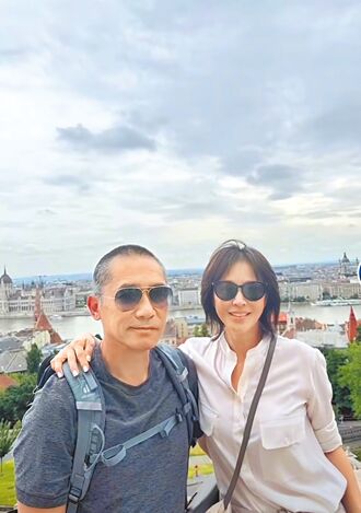 張曼玉自在秀人生風景 瞬吸70萬粉絲