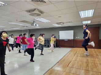 AI魔鏡顧健康！中山大學攜高科大推智慧健康社區