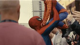 《蜘蛛人》首日拍攝曝光 湯姆霍蘭德抱小粉絲萌翻全場