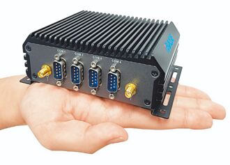 適用空間受限工業環境 廣積CP100 實現極致小型化