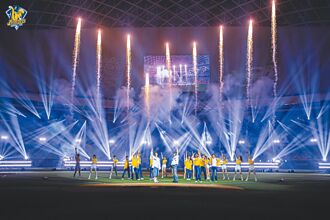 中职韩流专题》大巨蛋韩星表演 中职票房保证