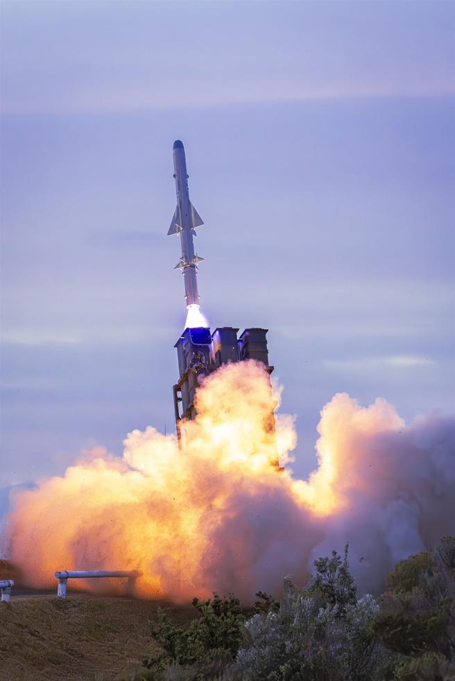 日本陆自12式反舰飞弹在澳洲进行首次实弹射击，写下其服役新纪录。（取自澳洲国防部网站）