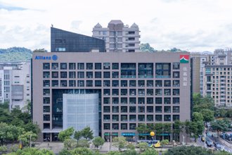 信義房屋Q2營收22.93億元  房市下半年觀望緩解但仍具挑戰