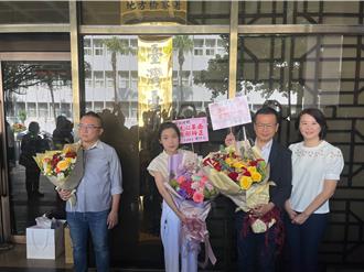 聲援柯文哲！藍委送花諷北檢：專辦在野、不辦執政