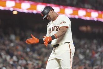 MLB》前紅襪主砲狄弗斯轉隊巨人 表現欠佳挨批「零貢獻」