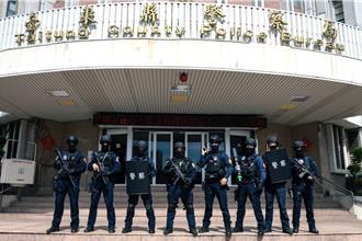 台東警購新款戰術頭盔  輕便舒適可掛多配件