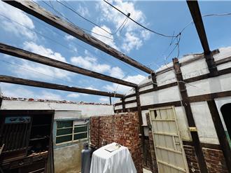 楊柳颱風來襲！嘉義災民屋頂破洞還沒補「挫咧等」