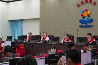 楊柳來勢洶洶！花蓮13日停班停課