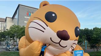 金门13日正常上班上课 打卡地标「巨型阿特」消风避颱