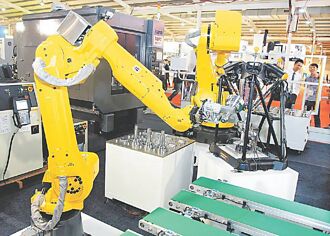 我7月機械出口 連六紅