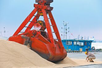 延長休兵期？川普促陸 對美大豆採購增4倍