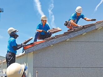 義工團前進七股 助火災戶重建