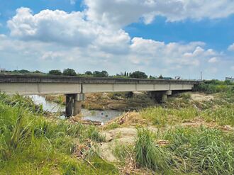 整治水患雲林豐岡橋擬原地抬升