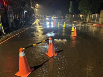 基隆深夜自來水爆管 4千多戶突停水 緊急搶修中