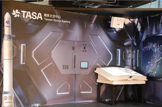 國研院攜手太空中心辦展覽 吸引大小朋友學習科學知識
