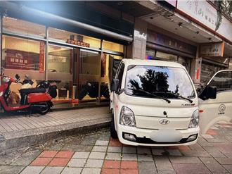 北市當鋪遭貨車倒車撞擊！ 店家：「動機可疑」離譜畫面曝光