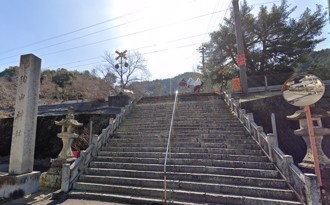台女遊日本神社「闖軌道拍照」釀悲劇！遭列車撞擊喪命